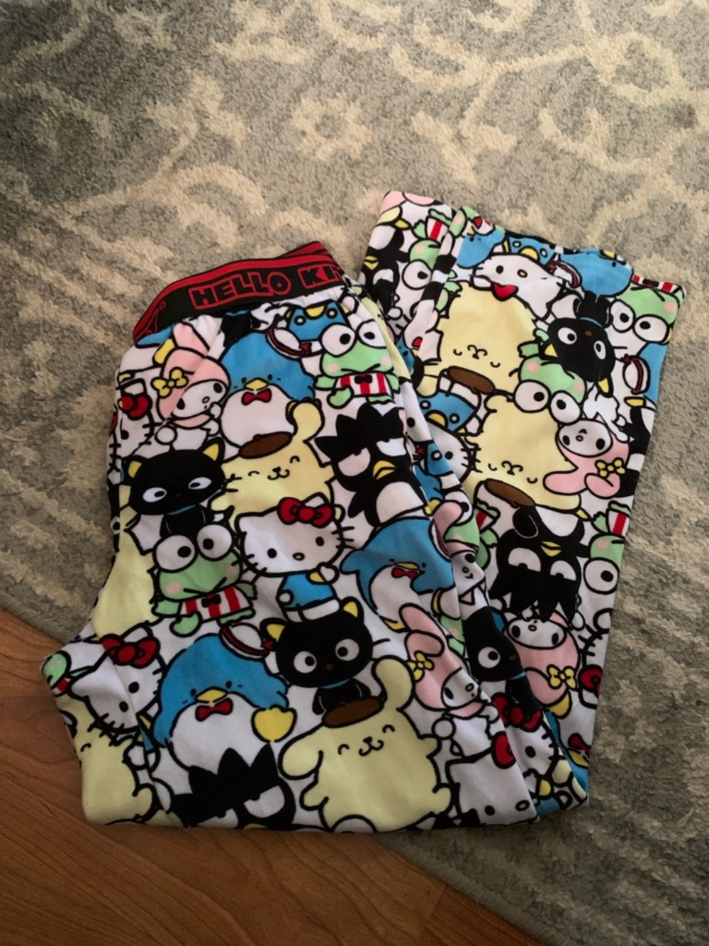 Hello Kitty womens Pajama - Multicolor Character Print